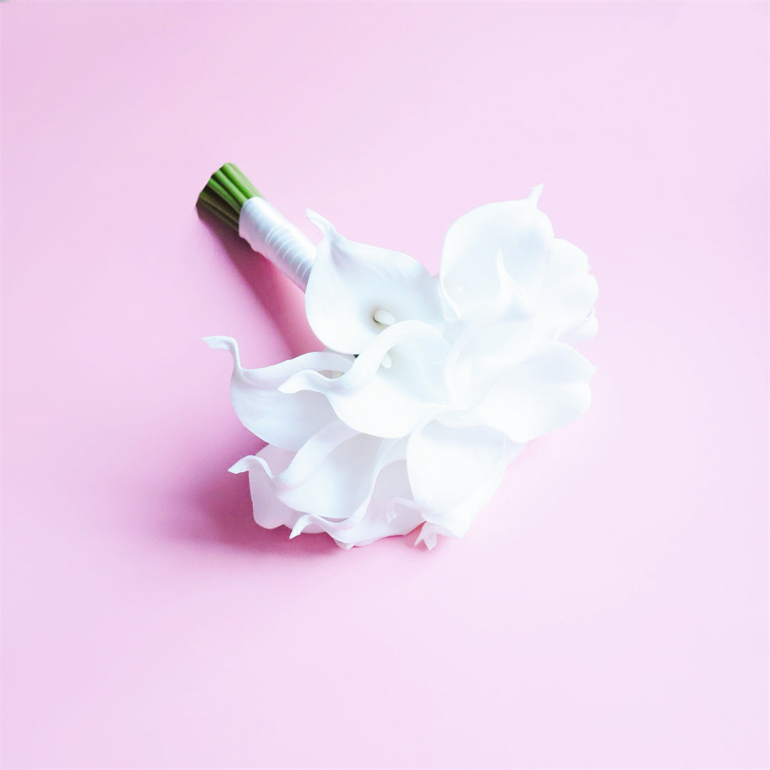 White Bridal Bouquet Bridesmaids Boutonniere Corsage